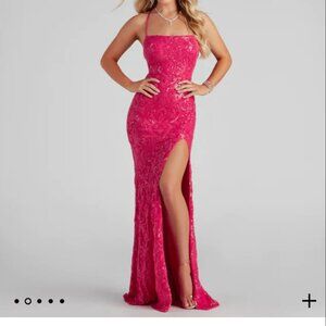 Super Cute Pink Windsor Dress(Price Negotionable)